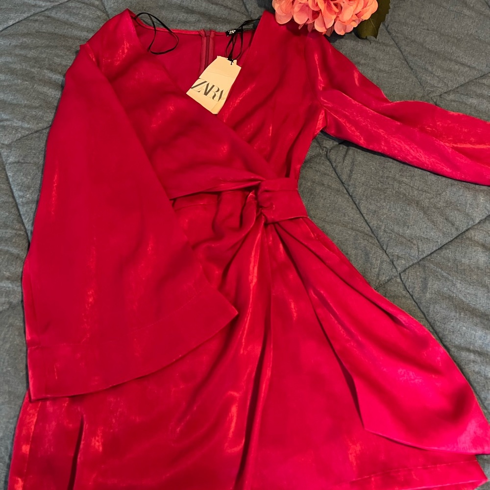 ZARA NEW DRESS - Picture 3 of 6